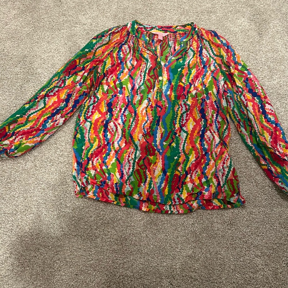 Lilly pulitzer size XXS long sleeve (fits like an XS)